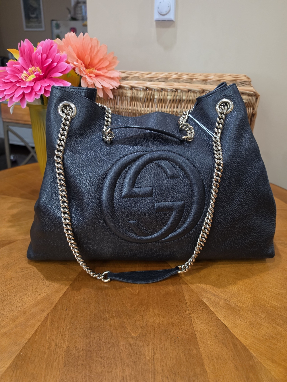 Gucci Soho Large Black Pebbled Leather Bag with Chain Straps
